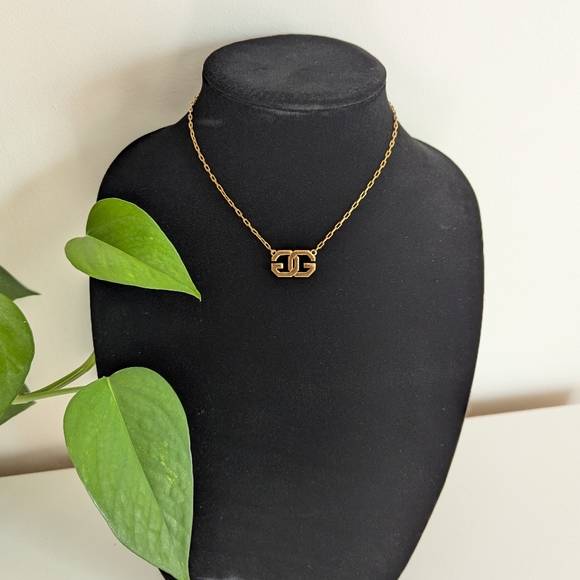 Givenchy vintage double G gold tone necklace - Picture 7 of 13